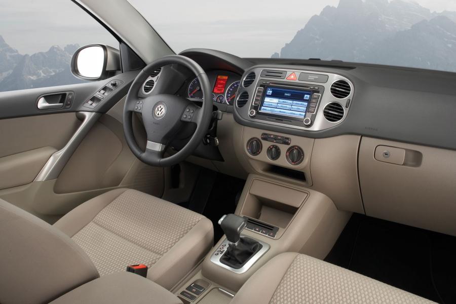  Volkswagen Tiguan 2008 года  (фото 51 из 118)